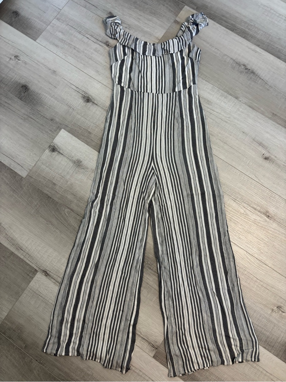 Lulus Striped Wide Leg Jumpsuit Ruffle Neck Black White Small
